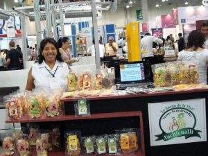 542958_247291335398745_1106052828_n (1)