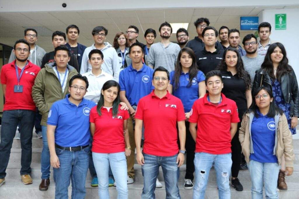 Ciberseguridad de especialistas del IPN contra hackeo a empresas