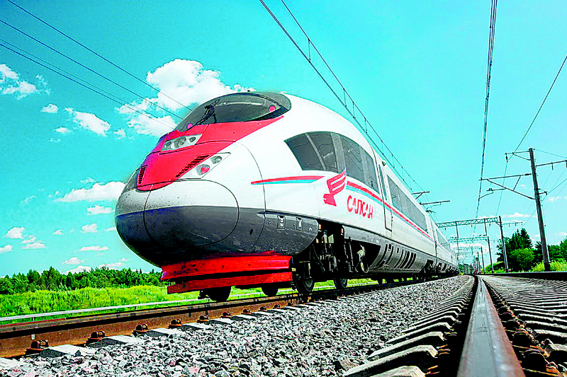 Árboles a cada lado de los 1,500 kilómetros del Tren Maya