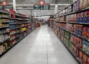 Al alza el precio de productos, bienes y servicios por tercer mes