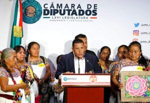 Mujeres San Pablito