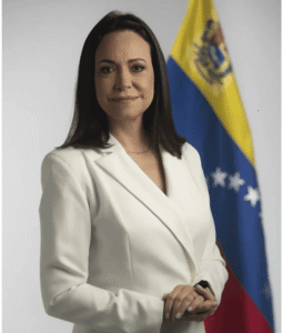 “Falsificaron nuestra historia, se corrompió a las fuerzas armadas”: Ana Corina